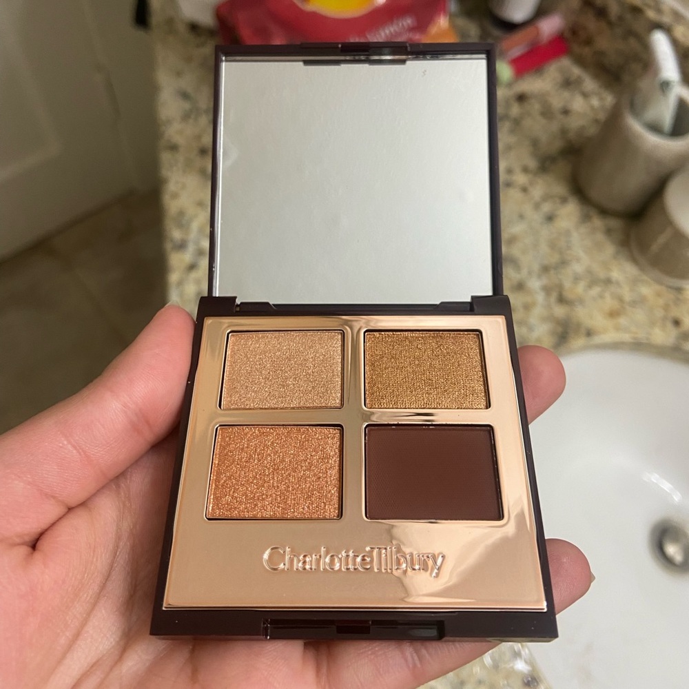 Charlotte tilbury “the queen of glow” eyeshadow *new/never used